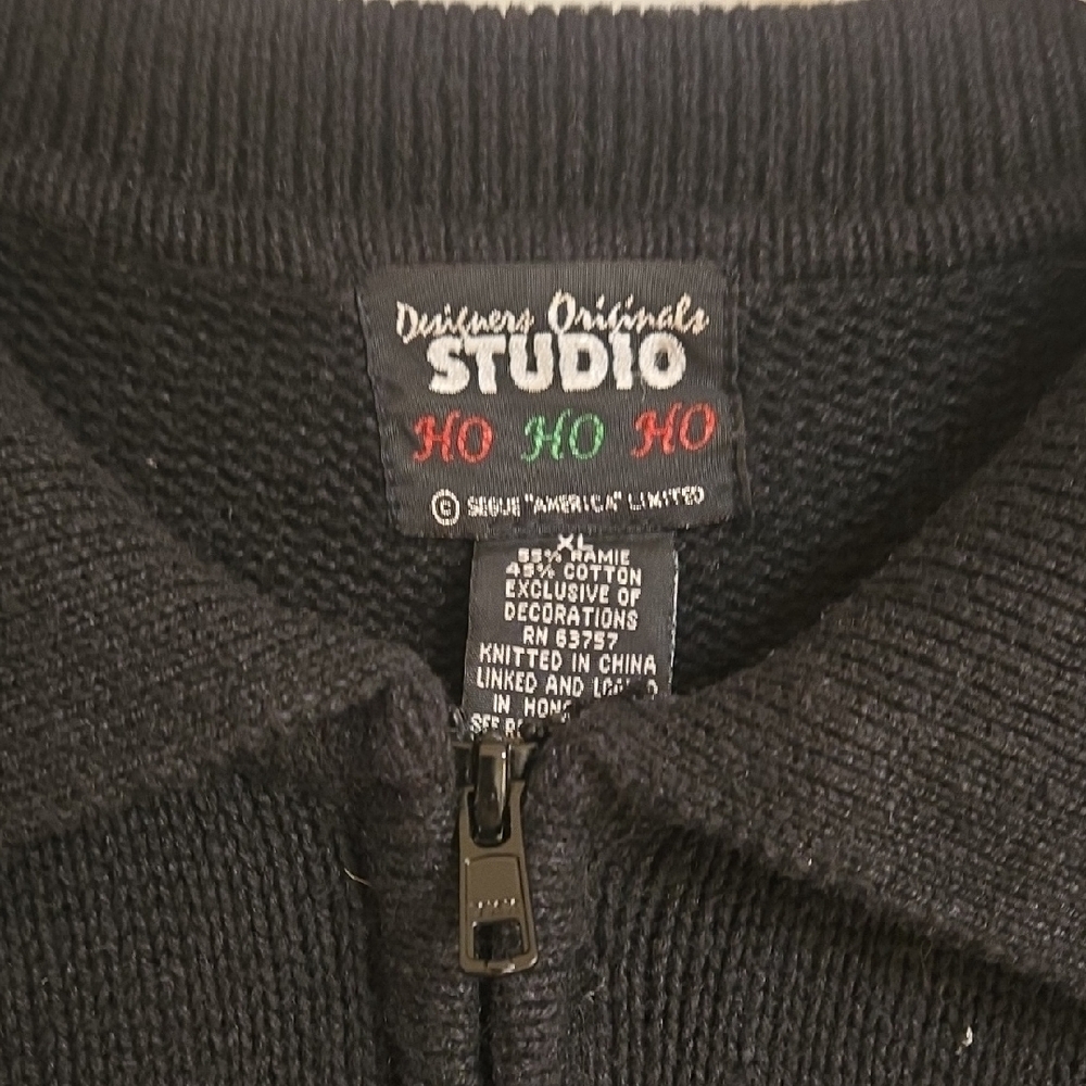 Vintage Cozy Black Santa Zip Front Sweater - Picture 7 of 8